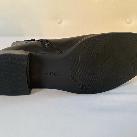 ecco Boots. New no tags. Size 40. (9-9.5) - Picture 4 of 5